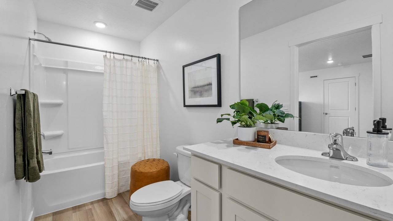 1462 E 720 N #1462 - Photo 5 of 16