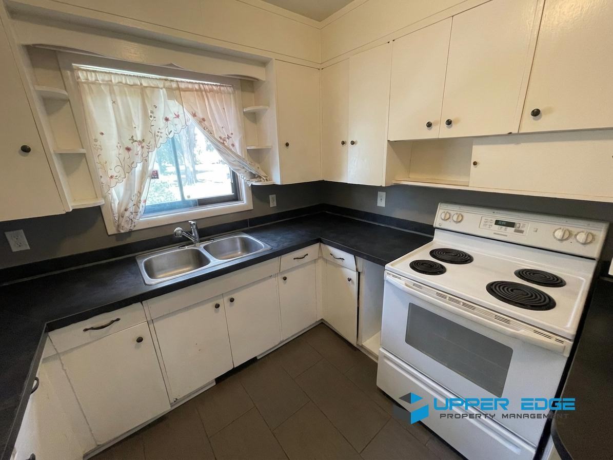 785 Dudley Avenue #783-785 - Photo 3 of 9