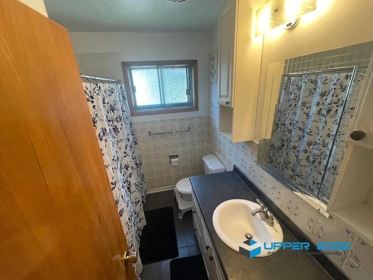 785 Dudley Avenue - Photo 8