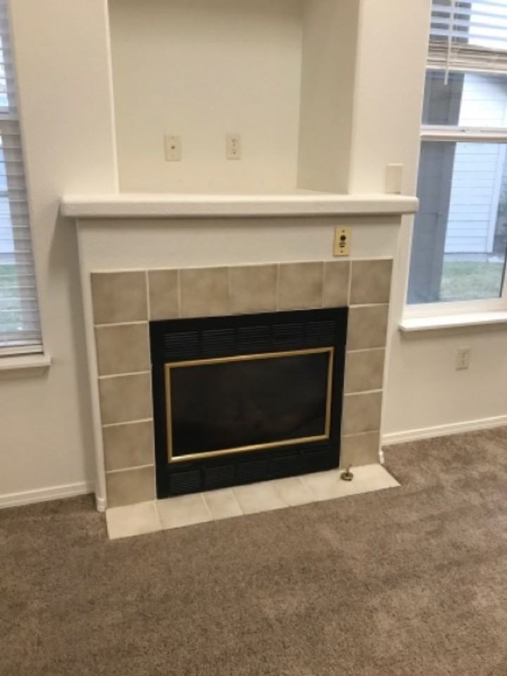 626 Windemere Cir - Photo 2 of 6