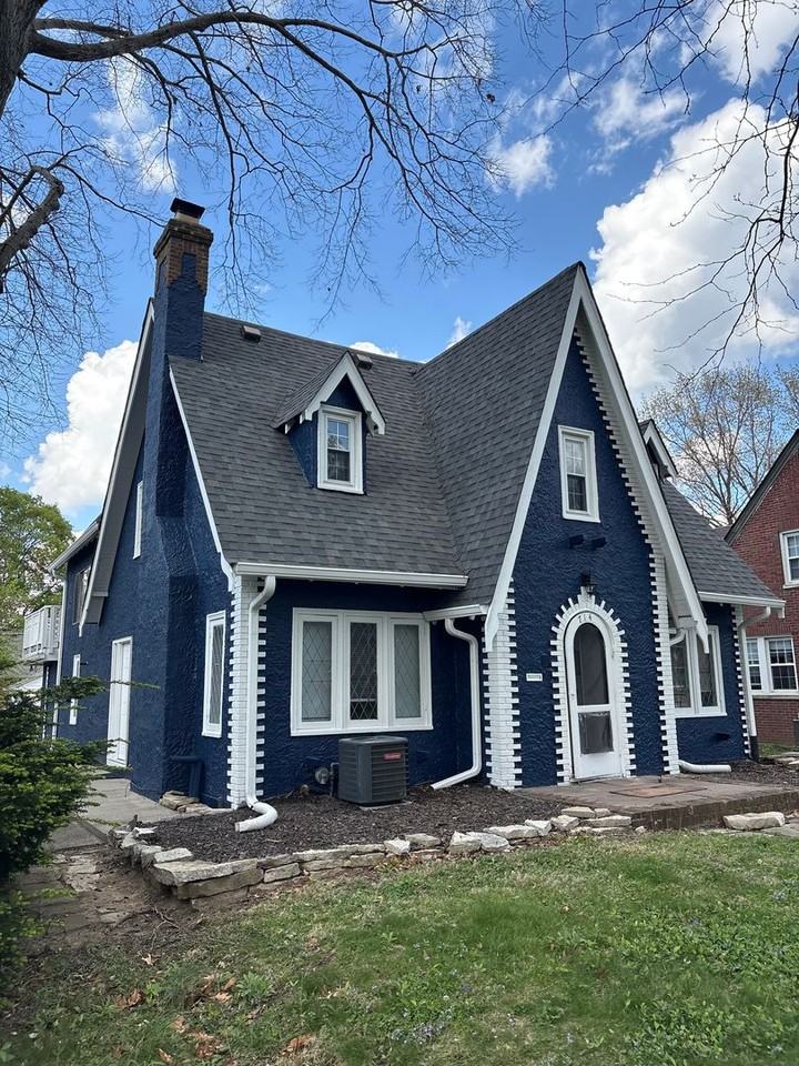 714 Berkley Rd - Photo 3 of 15