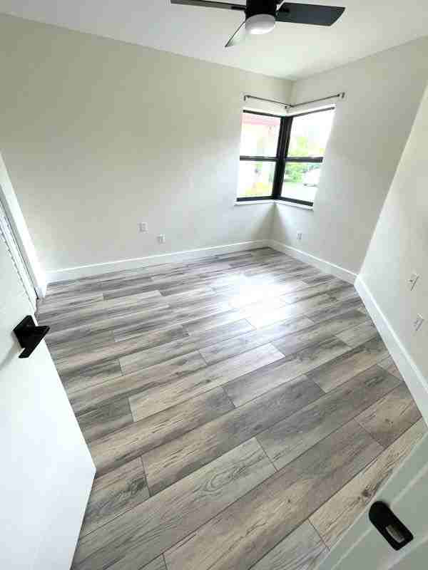 640 Sw 113th Ter - Photo 4 of 6