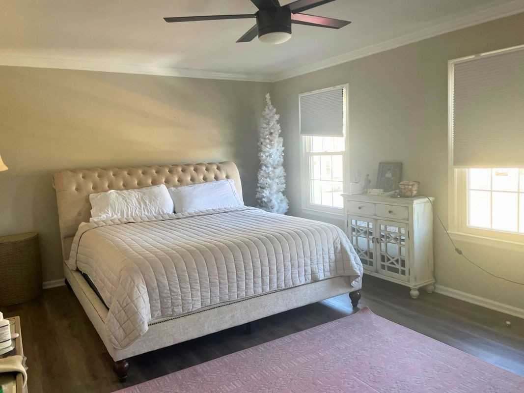 408 Forest Ct - Photo 3 of 4