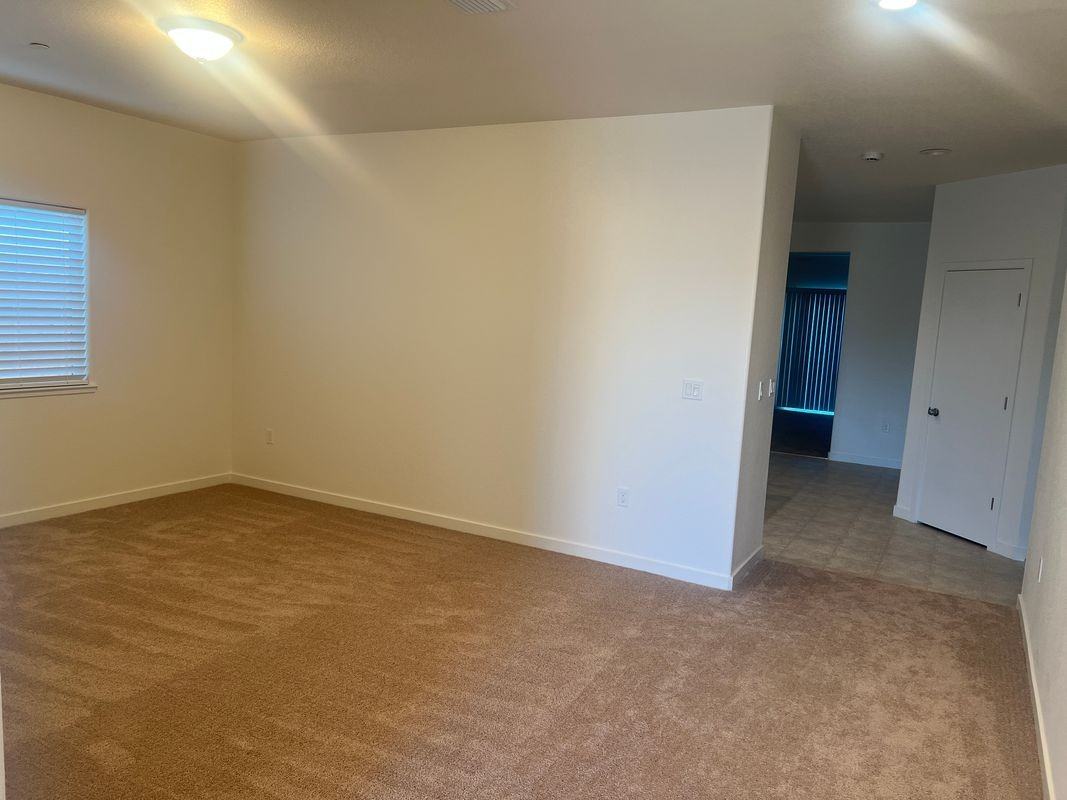 Skylark Ct - Photo 5 of 40