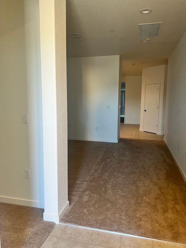 Skylark Ct - Photo 6 of 40