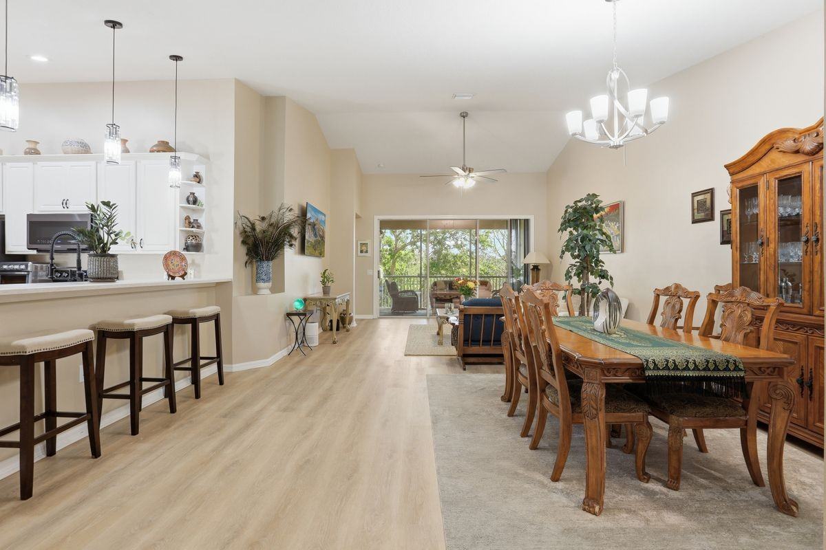 700 Trotter Ln ##204 - Photo 3 of 9