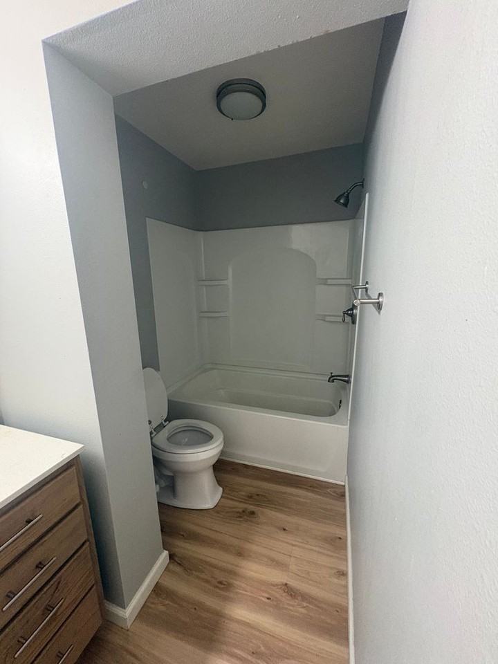 6840 S Toledo Ave - Photo 6 of 11