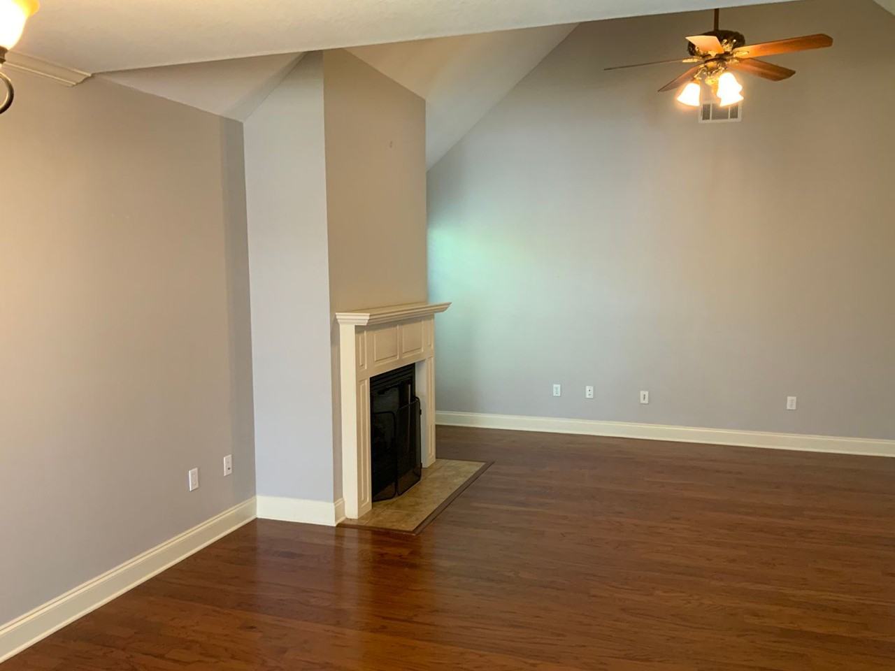 144 Breckenridge Dr - Photo 4 of 20