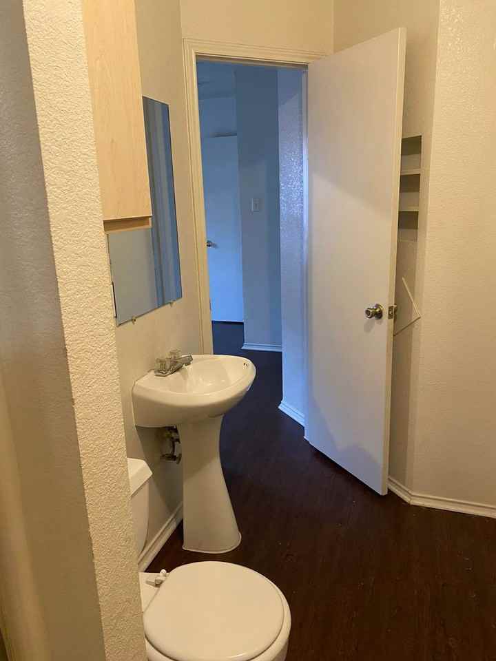 5420 Creekridge Dr #A - Photo 5 of 16