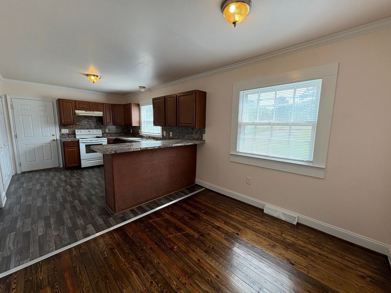 4812 4812 EWT Harris Blvd. - Photo 5 of 12