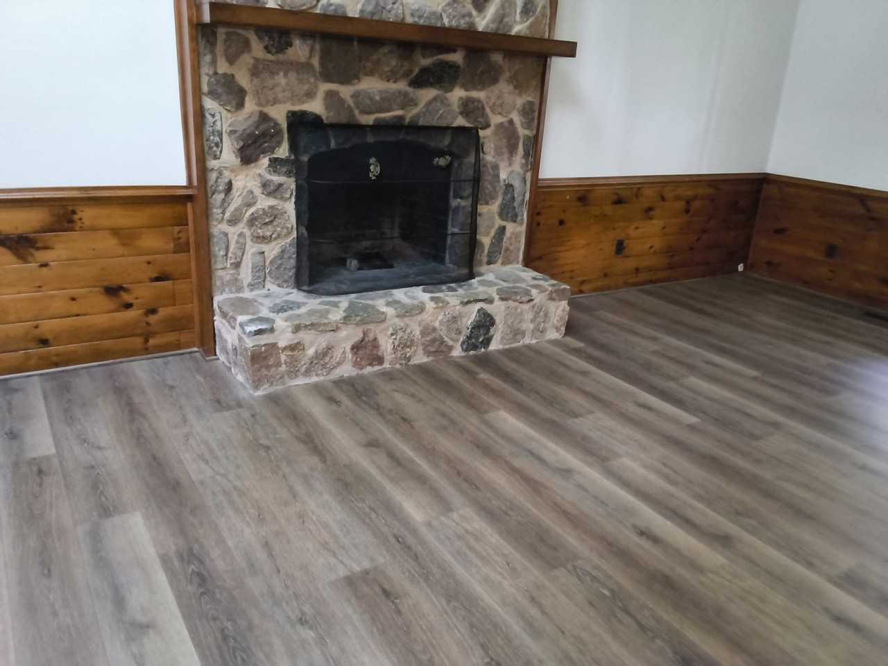 9523 Ladue Rd - Photo 3 of 13