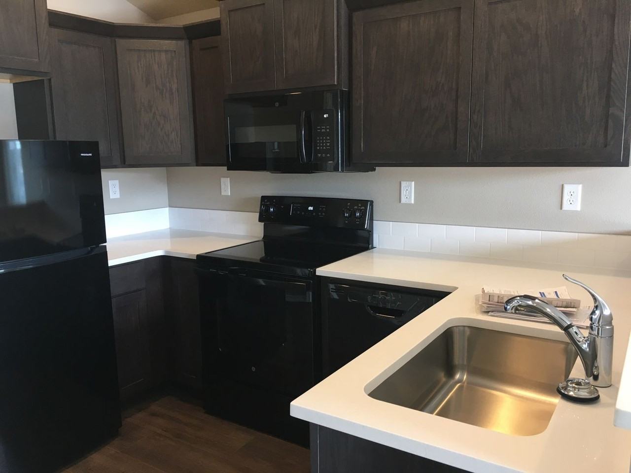 1510 Sw 36th Loop - Photo 4 of 6