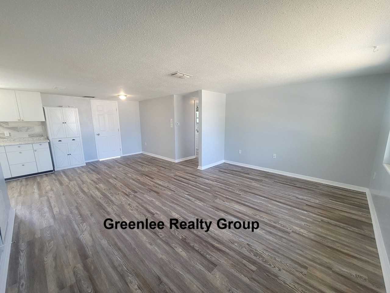 10225 Gardenia Ln - Photo 2 of 18