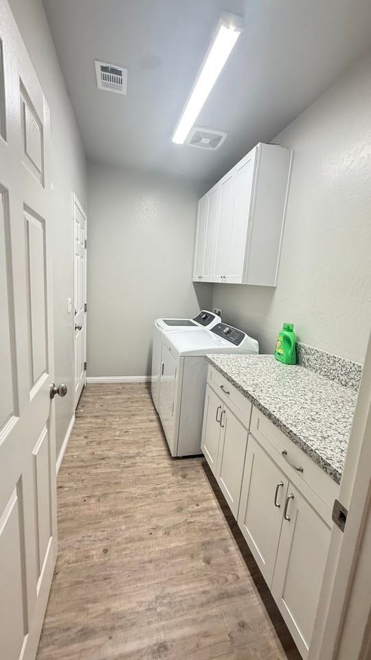 1867 W Roby Ave - Photo 6 of 15