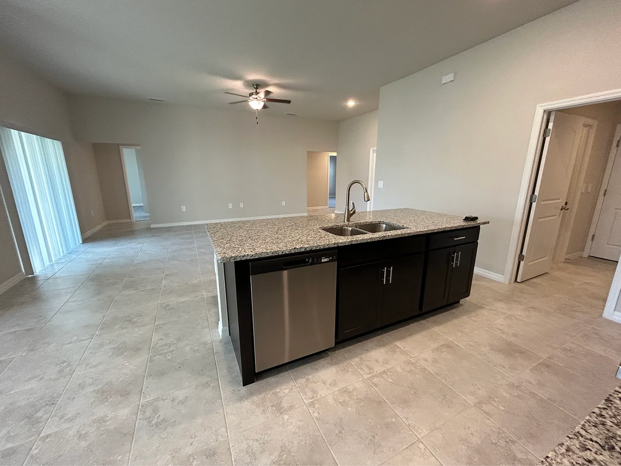 4113 Ne 20th Ct - Photo 6 of 22