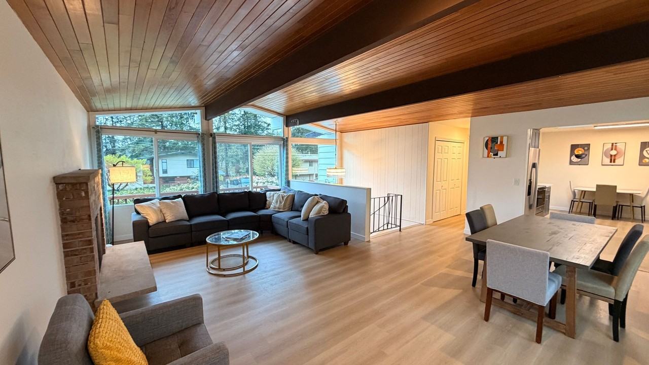 12527 Se 52nd St - Photo 6 of 23