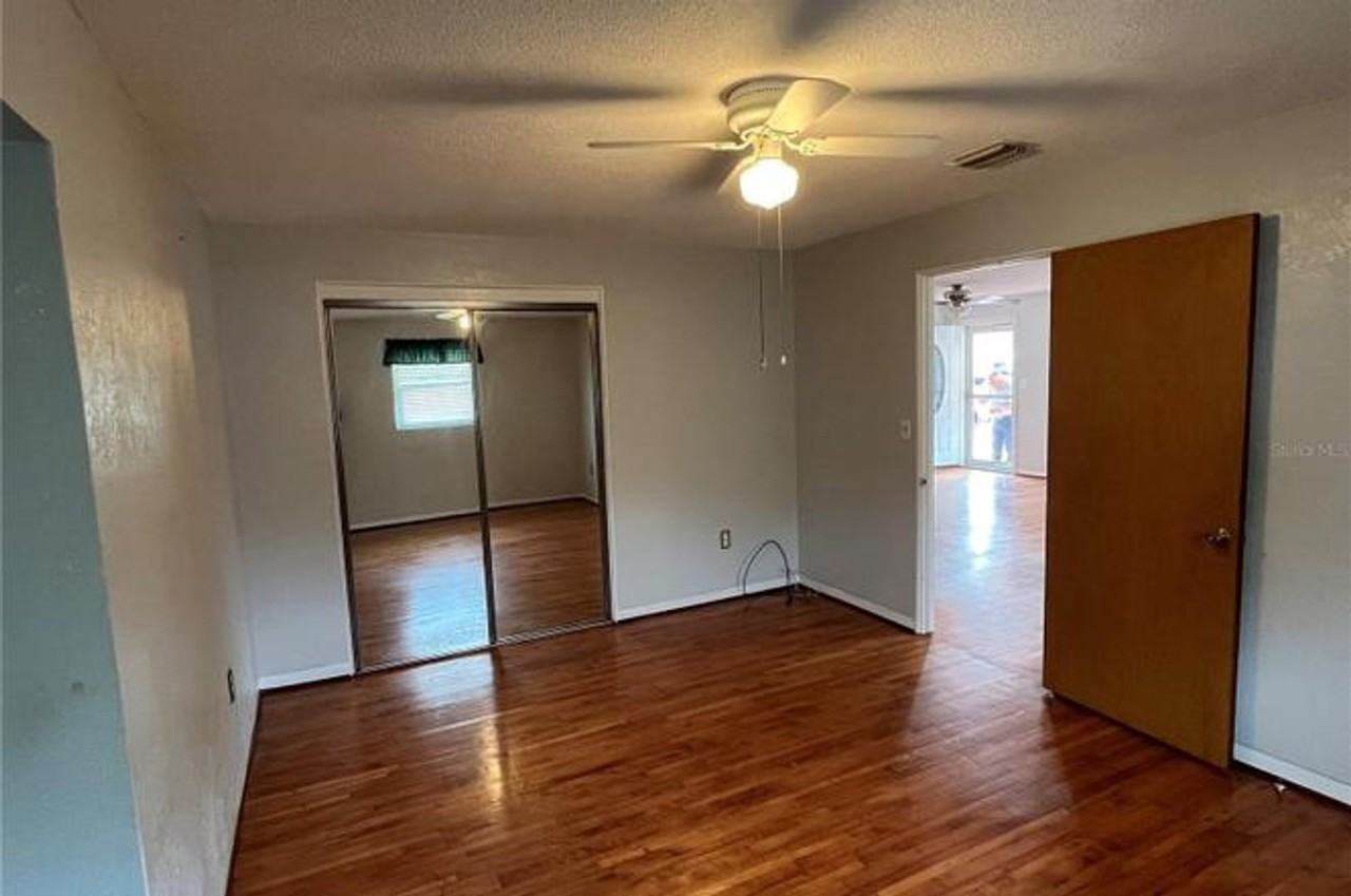 109 Western Ave - Photo 6 of 11