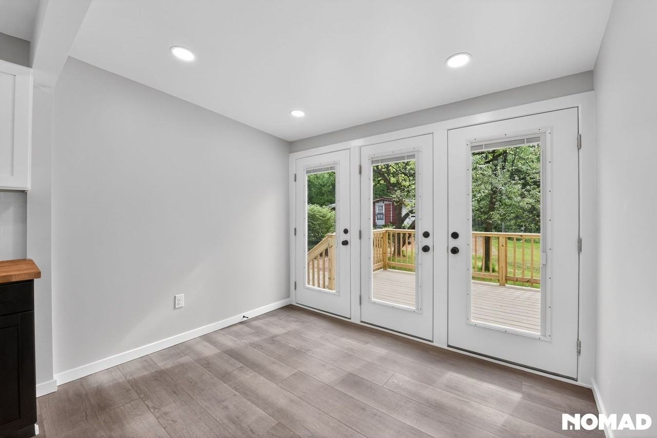 866 Wellman St - Photo 3 of 29