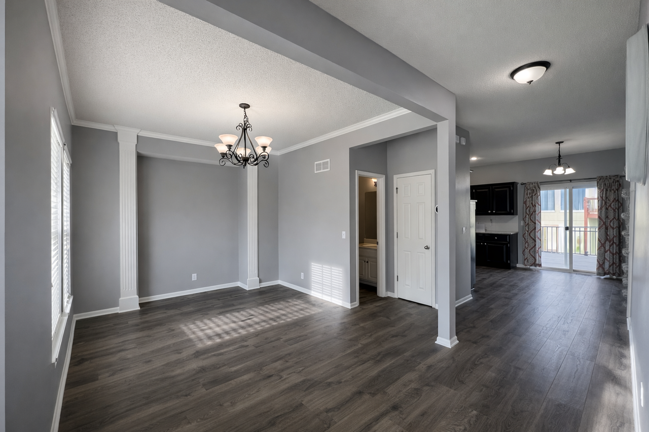 12490 Charlotte St - Photo 2 of 17