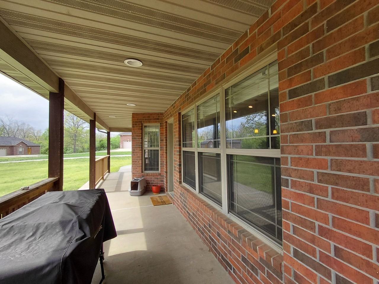 102 Highland Woods Dr - Photo 7 of 32