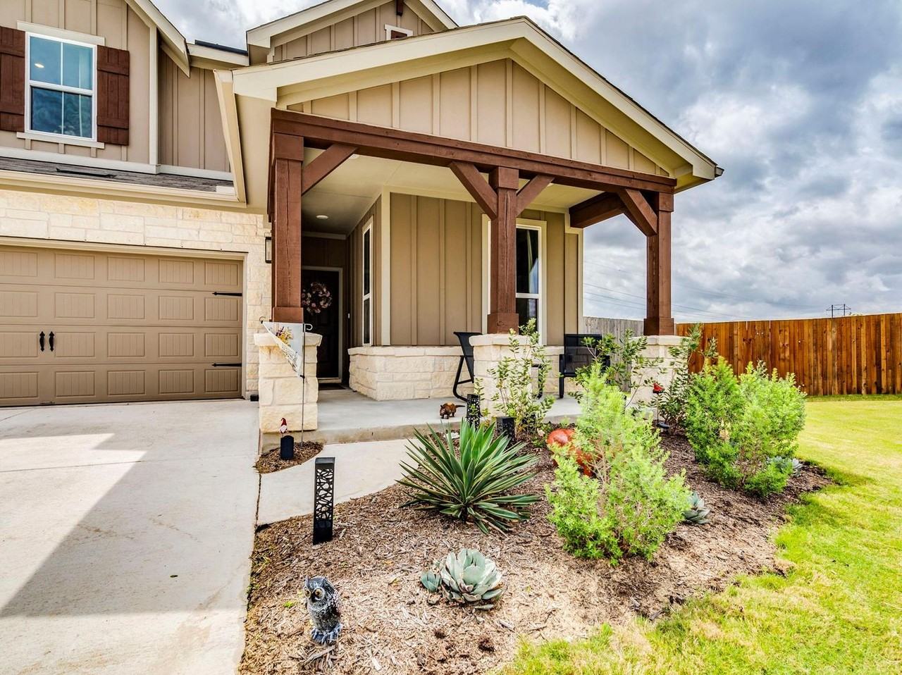 297 Tree Nut Loop - Photo 2 of 21