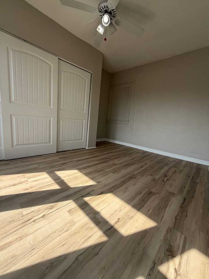 2905 Madison Ave - Photo 4 of 10