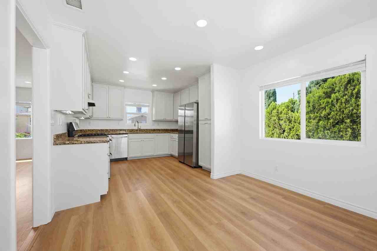 6230 Rose St - Photo 2 of 27