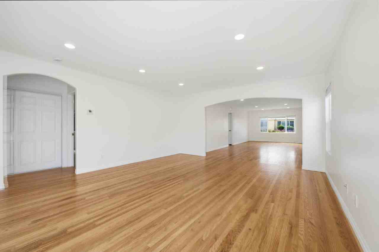 6230 Rose St - Photo 6 of 27