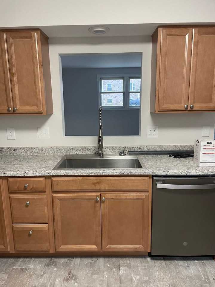 458 S 14th St #A - Photo 2 of 12