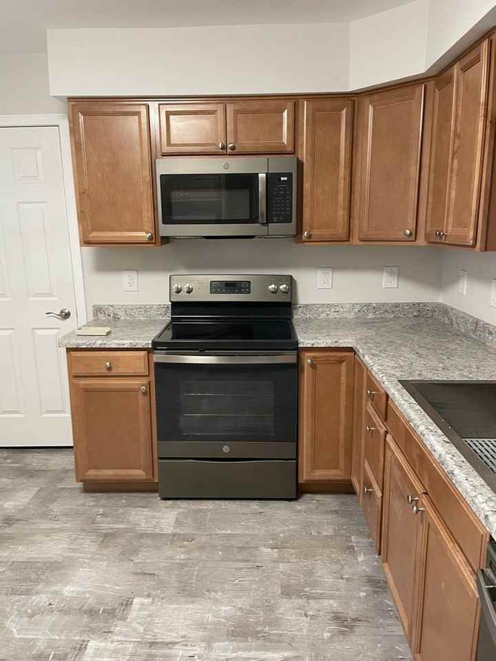 458 S 14th St #A - Photo 3 of 12