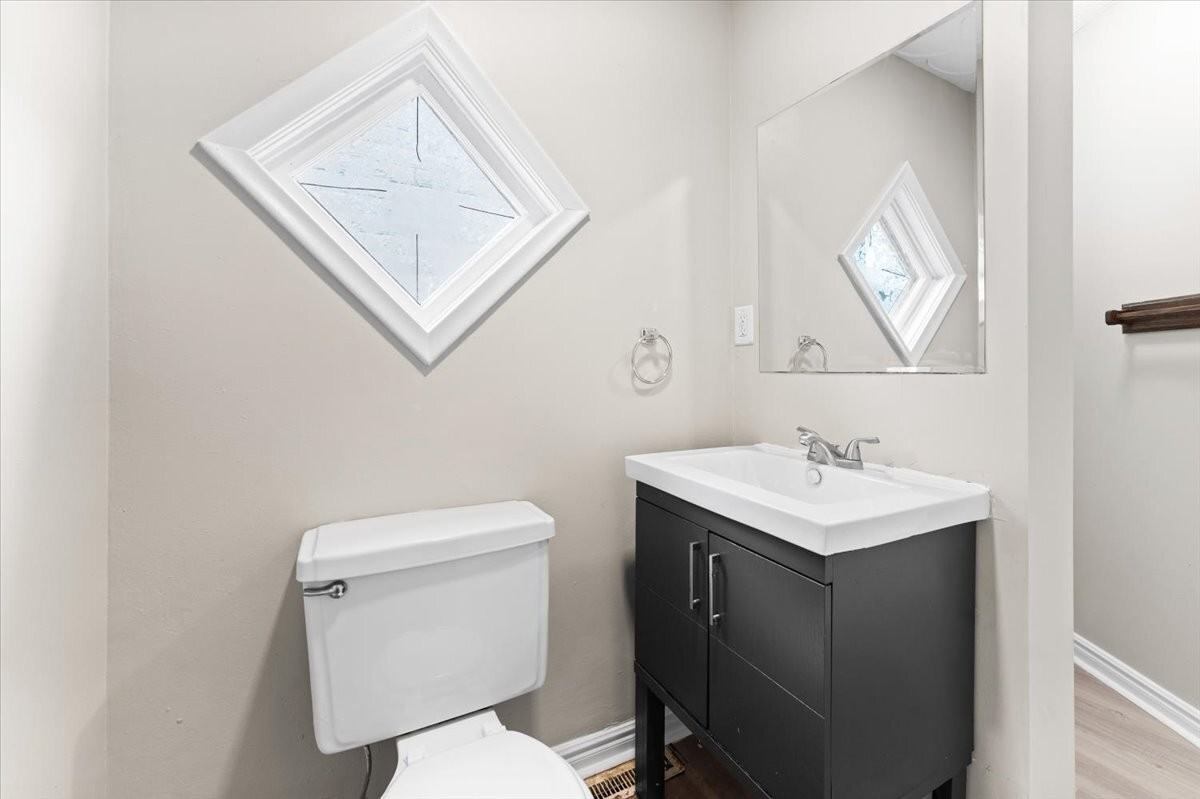 647 Elm St - Photo 2 of 12