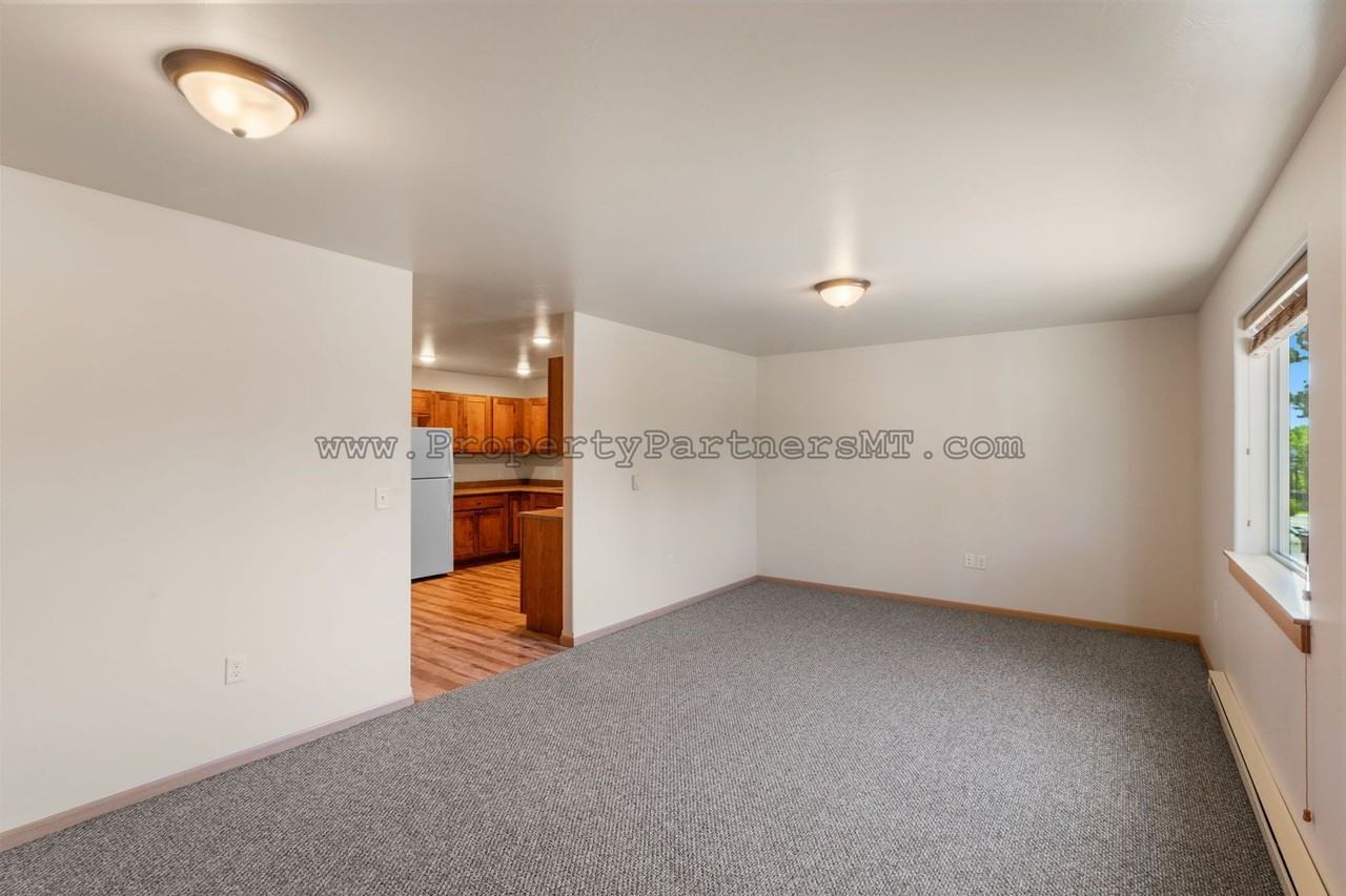 Madison Ave 307 - Photo 2 of 18