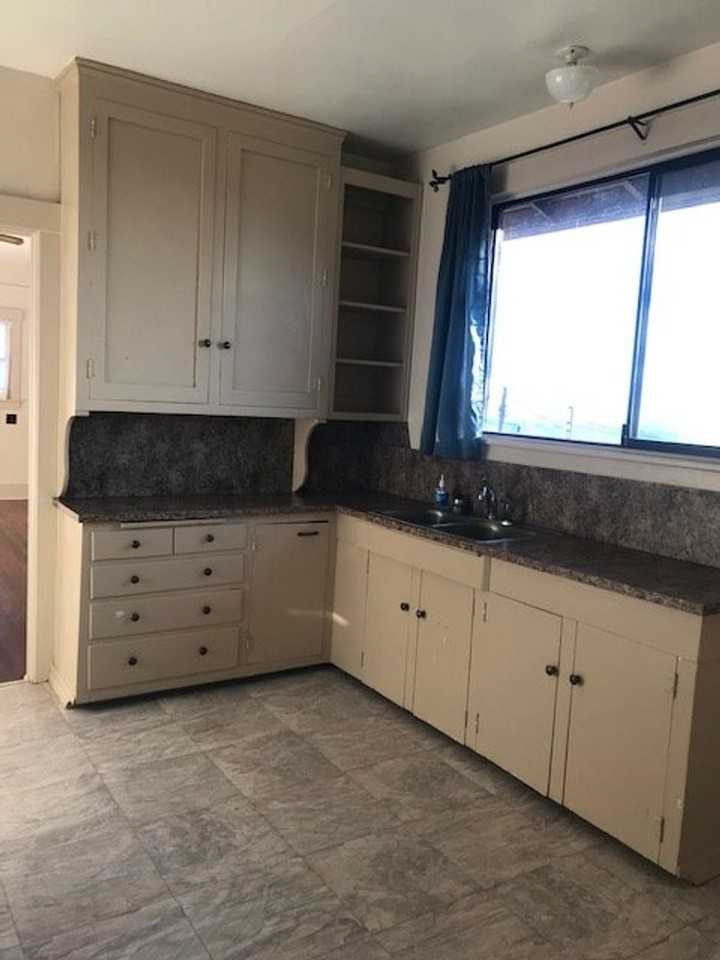 599 Main St - Photo 6 of 19