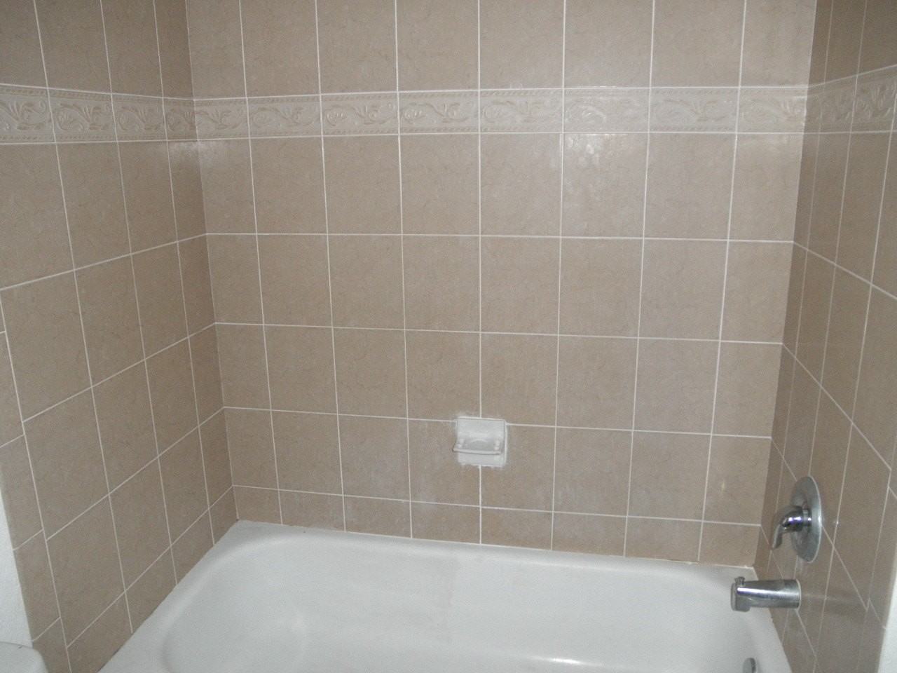 913 Pipers Cay Dr - Photo 7 of 7