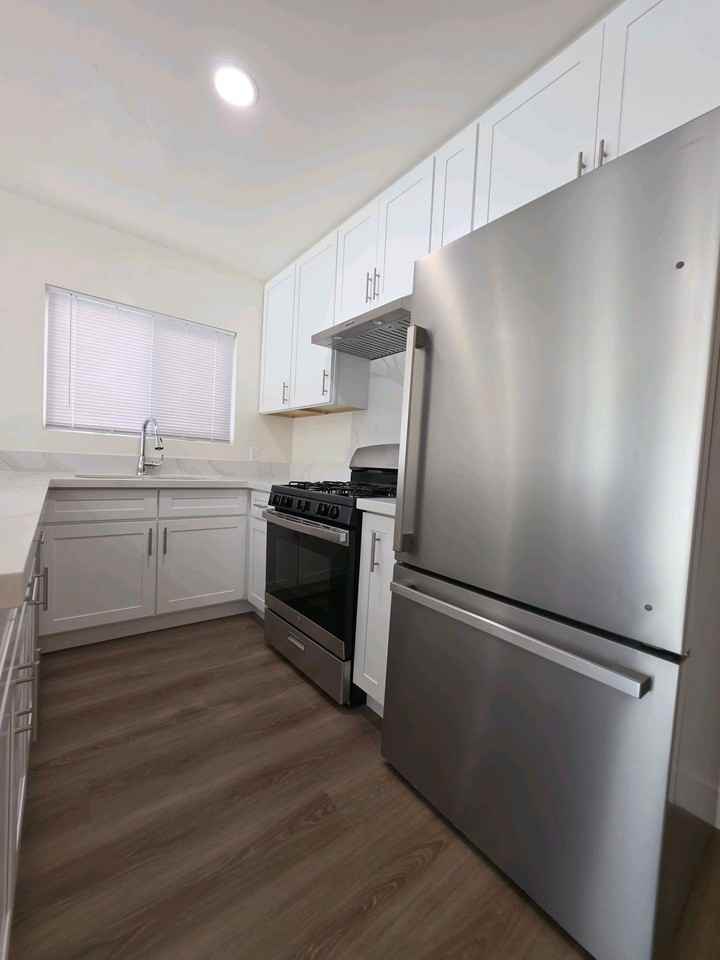 3637 E. 8th St., Long Beach, CA 90804 - Photo 6 of 17