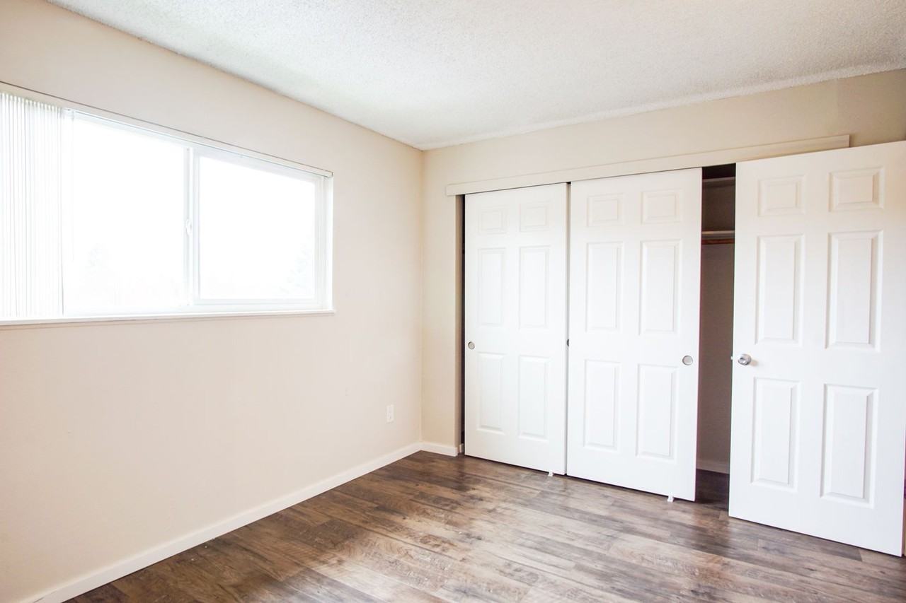 1519 Se Stark St - Photo 7 of 9