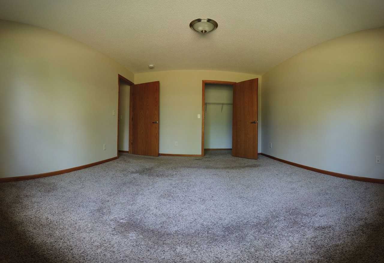 1582B Gunston Dr - Photo 2 of 6