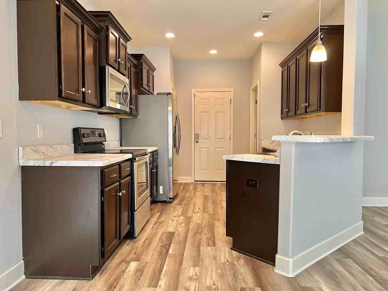 3791 Willow Creek Rd - Photo 7 of 19