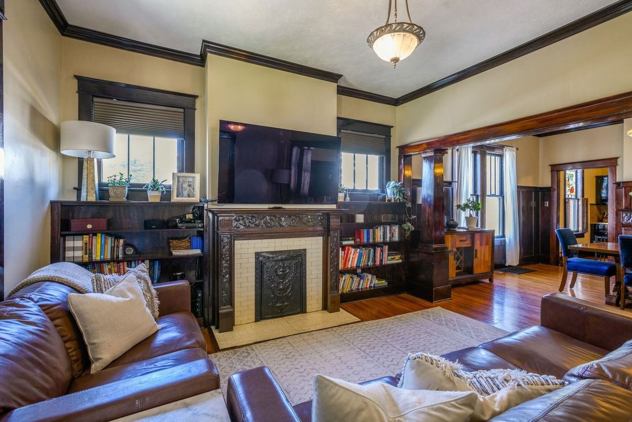 801 Shelby Ave - Photo 3 of 37