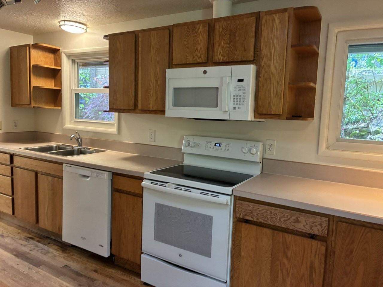 6380 Failing St - Photo 3 of 9