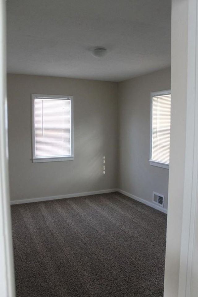 786 Sanburnol Dr Ne - Photo 4 of 7