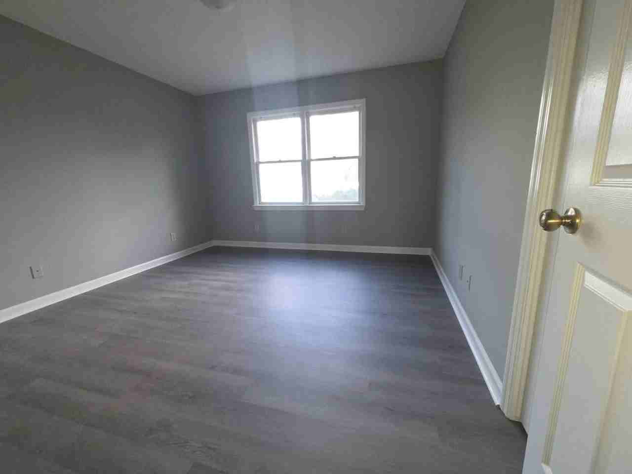 502 N Audubon Ave #B - Photo 5 of 10