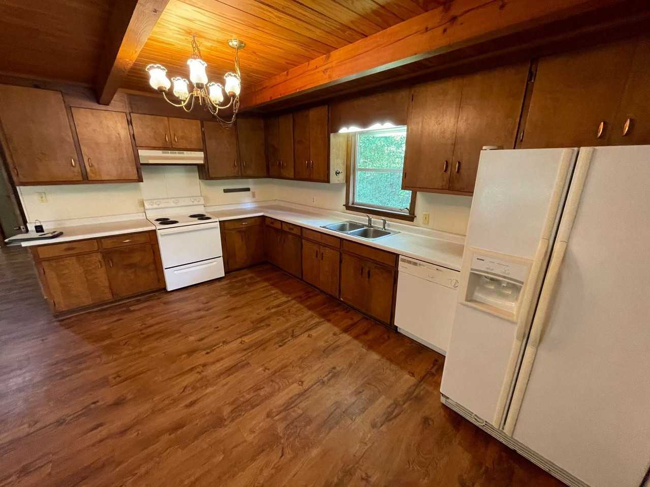 2341 Mars Hill Rd - Photo 2 of 13