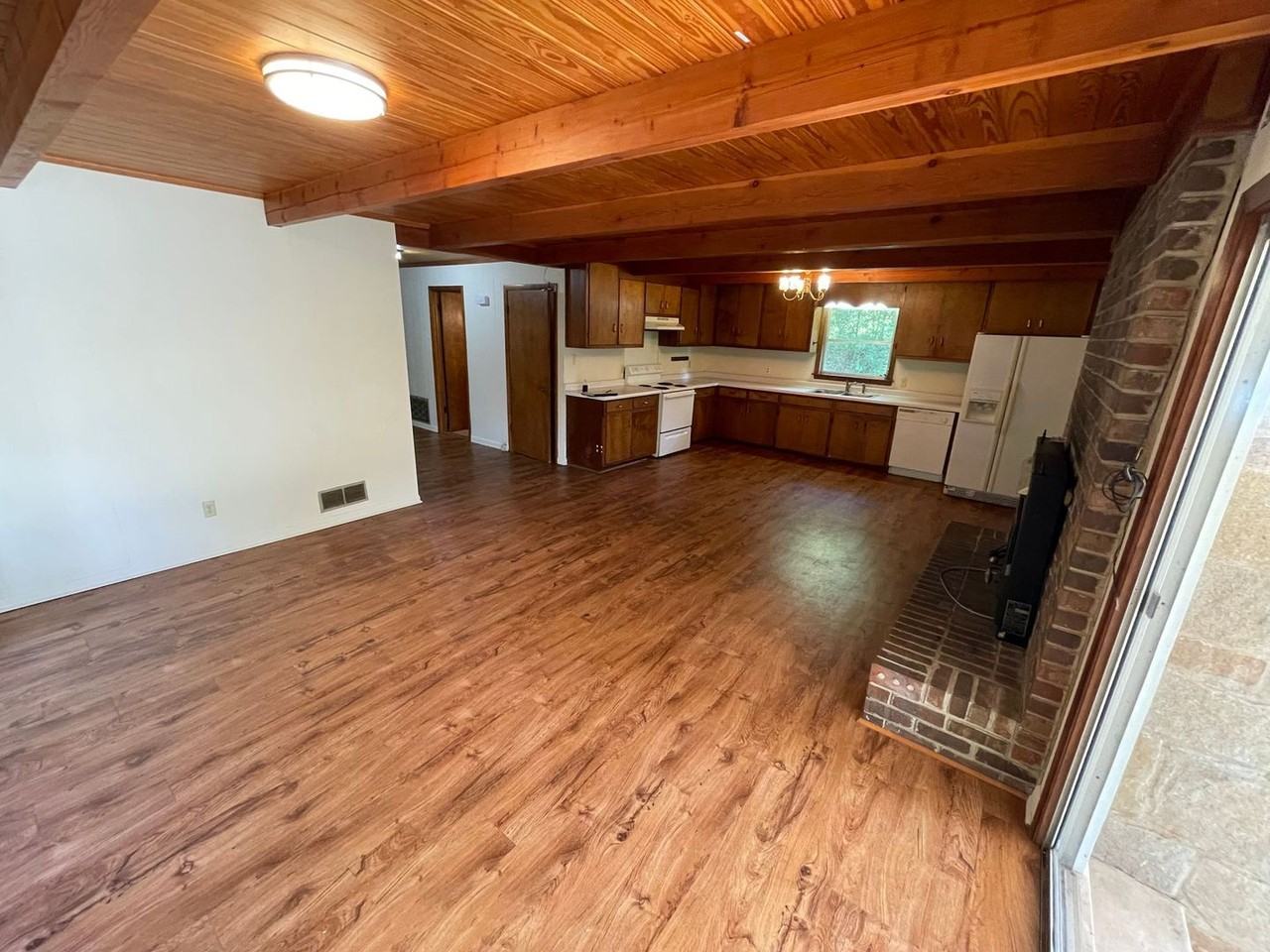 2341 Mars Hill Rd - Photo 3 of 13