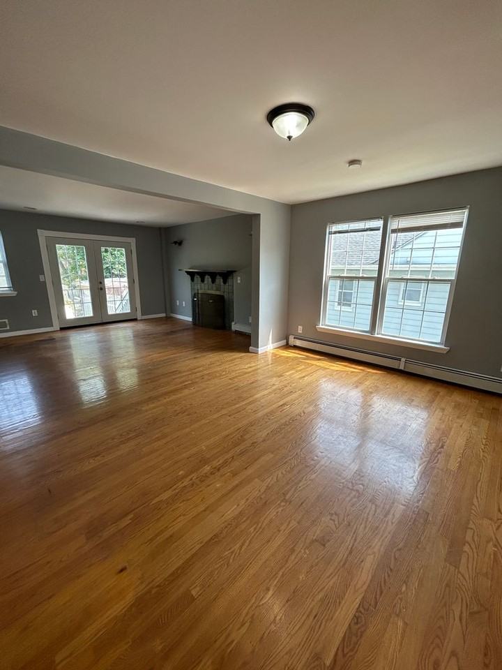 302 Atkins Ave - Photo 3 of 30