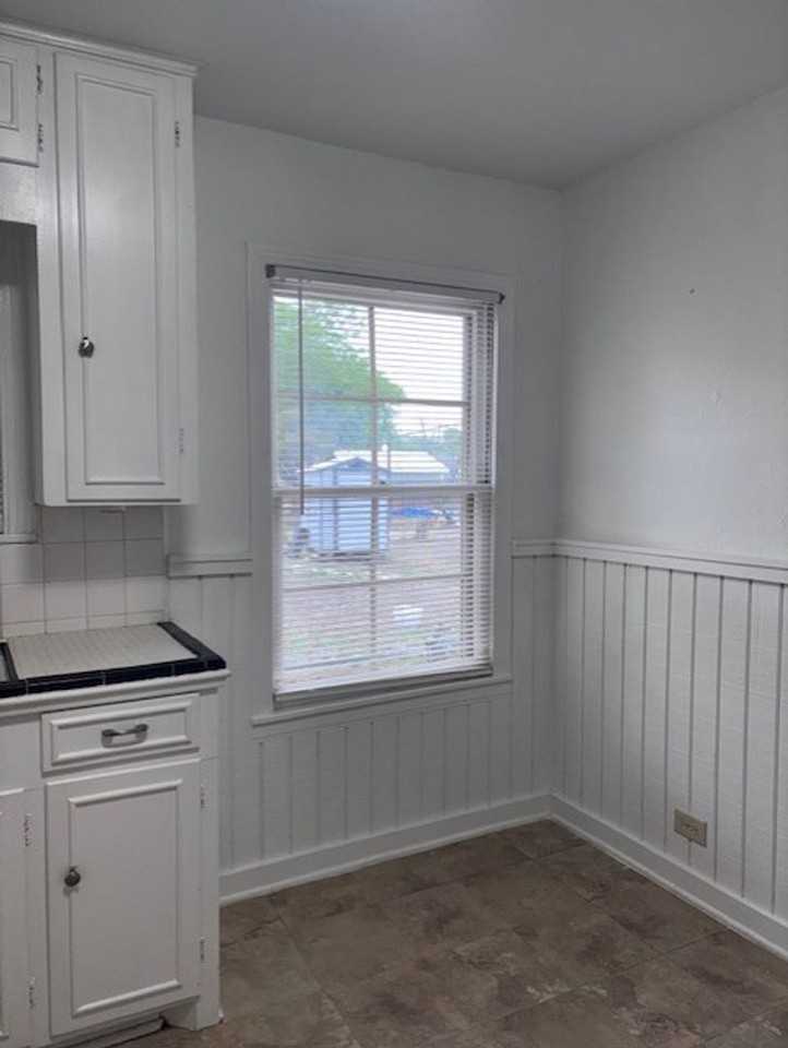 2607 W Craig Pl - Photo 7 of 30