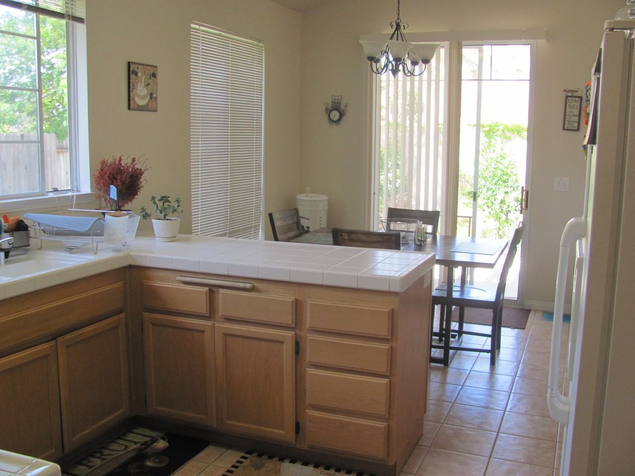 3953 Poinsettia St - Photo 6 of 24