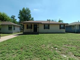 featured image of 764 E Rose Dr
