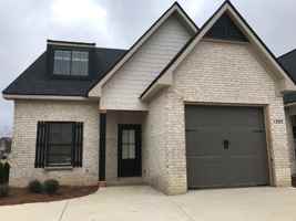 featured image of 1385 Sheridan Glen Xing