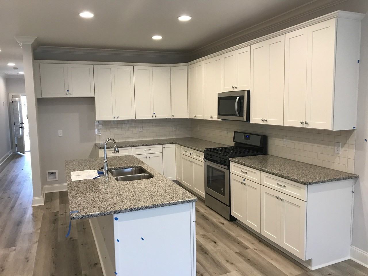 1385 Sheridan Glen Xing - Photo 5 of 14